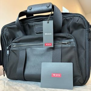 TUMI Murray 3 Way Brief NWT